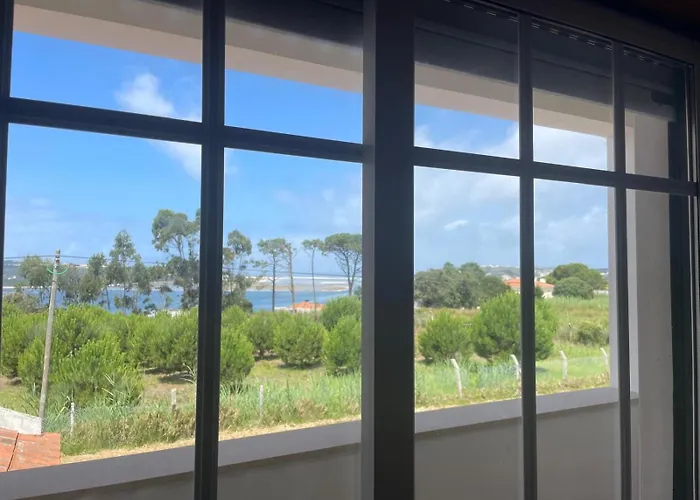 Casa Da Foz Do Arelho * Nadadouro